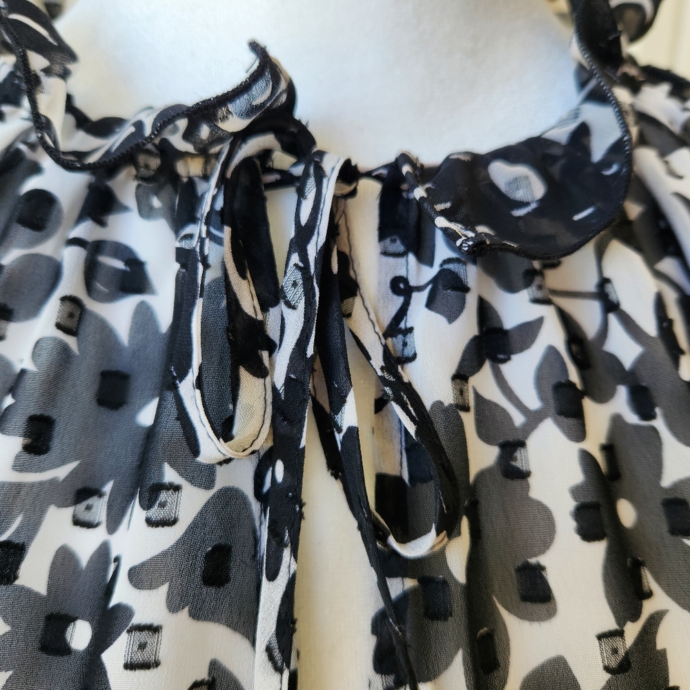Boden Maddie Floral Top Black White Sheer Long Sleeve Ruffled Neck Tie Size 6 - Picture 6 of 16